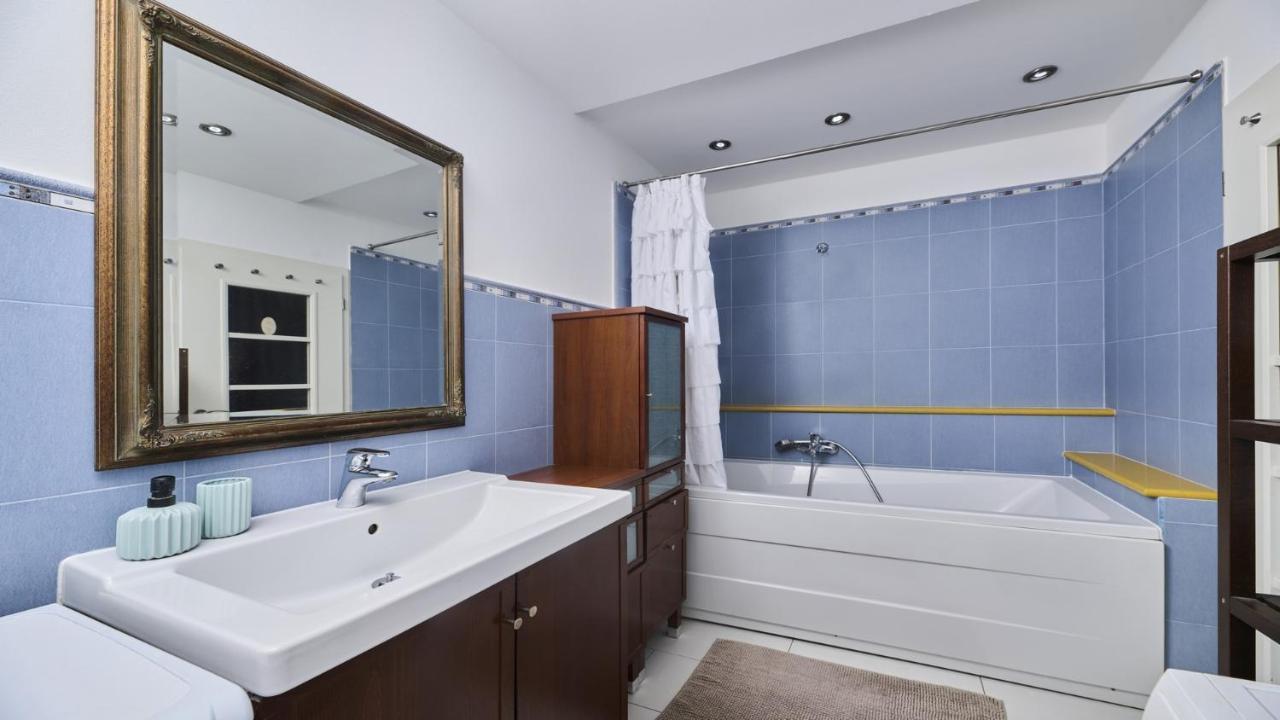 Apartment Iriska Novigrad  Bagian luar foto